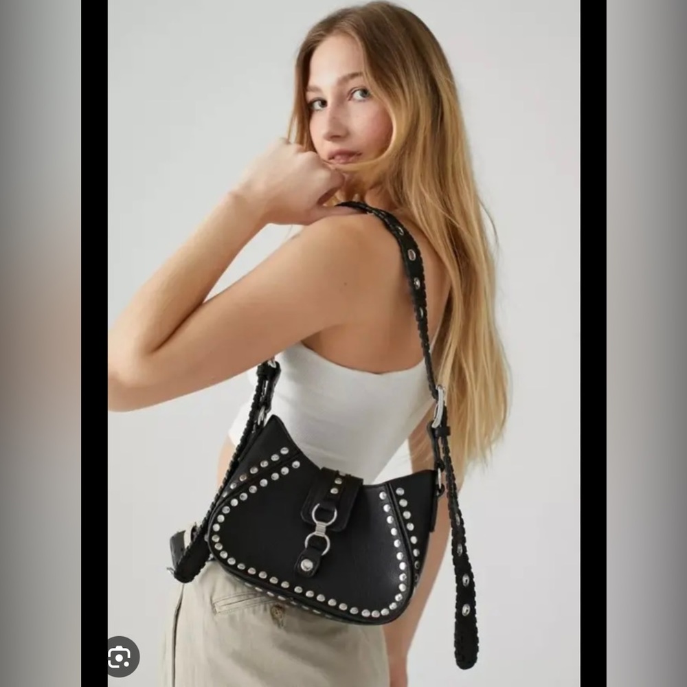 Urban Outfitters Devon Shoulder Bag
